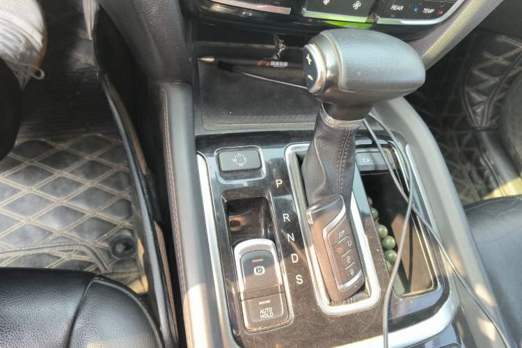 Used GAC Trumpchi GS8 2017 320T Four-Wheel Drive Luxury Smart Connectivity Version (7 Seats)