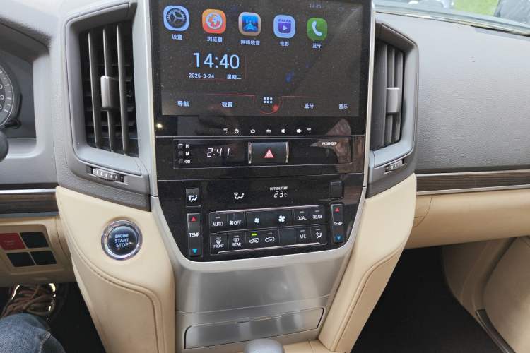 Used Toyota Land Cruiser 2016 4.0L Automatic Transmission Middle East Version Audio And AC Panel