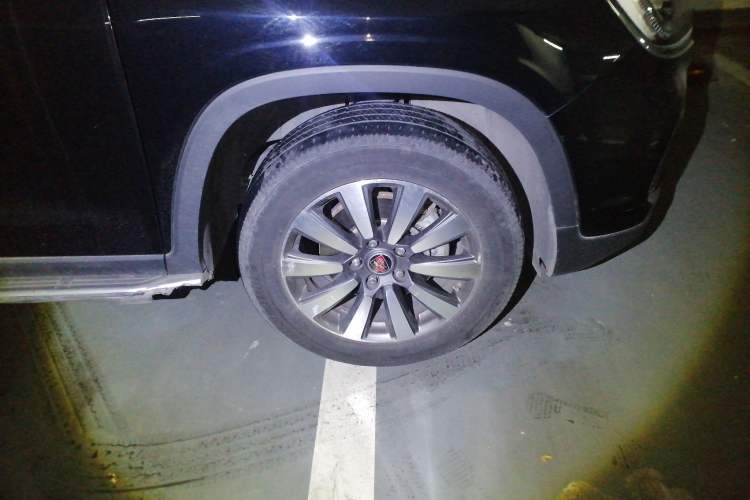 Used Roewe RX8 2019 30T Smart Connectivity Four-Wheel Drive Supreme Flagship Edition