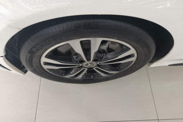 Used Mercedes-Benz C-Class 2019 C 260 Sport Edition Left Front Wheel Hub