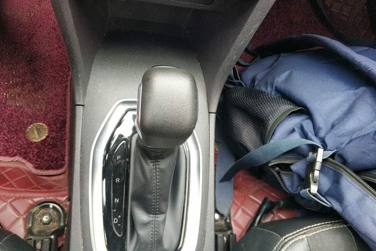 Used Chery Tiggo 3X 2020 Quality Edition 1.5L CVT Luxury Version Gear Lever