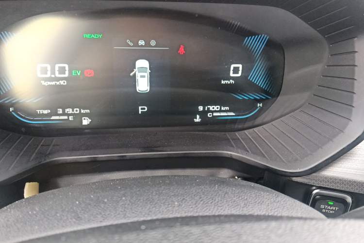 Used Wuling Asta 2022 2.0L DHT Electric-Speed Version Odometer Close Up