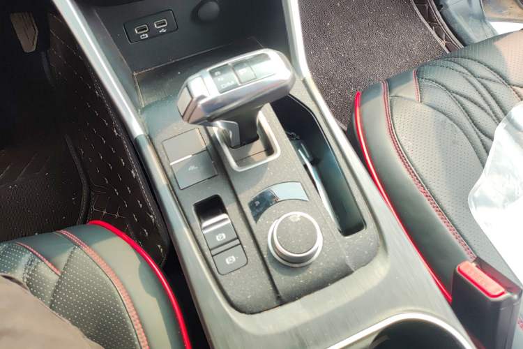 Used Great Wall Poer 2021 2.0T Commercial Version Automatic Diesel 4x4 Navigation-Ready Long-Box GW4D20M