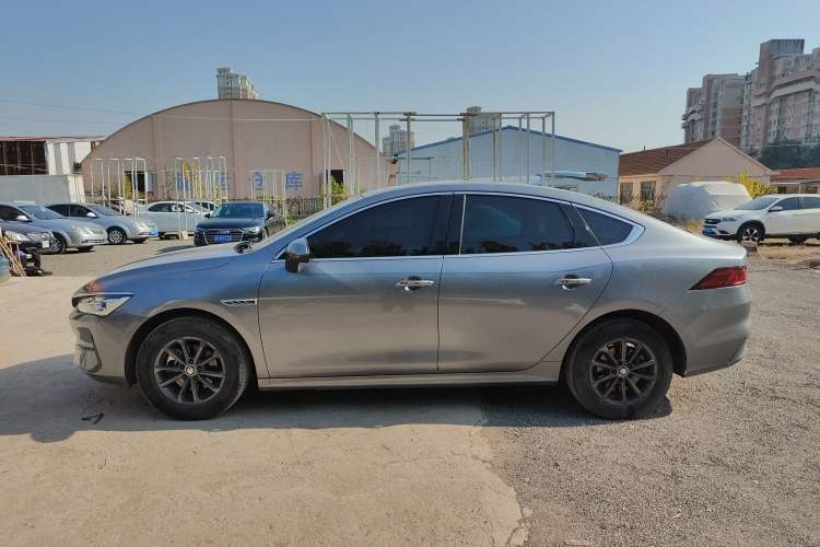 Used BYD Qin PLUS 2021 EV 400KM Leading Comfort Edition
