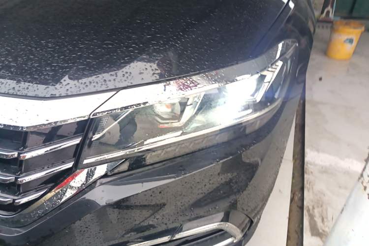 Used Volkswagen Passat 2021 330TSI Elite Edition Left Front Headlight