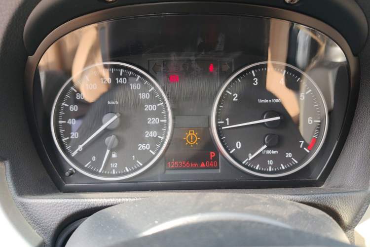 Used BMW 3 Series 2010 320i Luxury Model Instrument Cluster