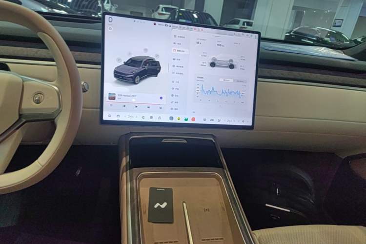 Used ONVO Luxeed L90 2026 Model Max Success Edition, Six Seats