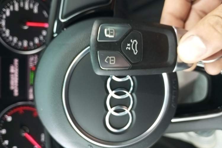 Used Audi A4L 2019 40 TFSI Ambition China VI