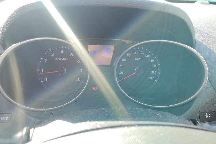 Used Hyundai ix35 2015 2.0L Automatic 2WD Smart Version China V Standard
