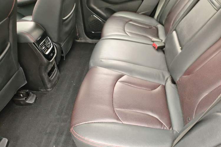 Used Baojun 560 2016 1.8L Manual Luxury Edition Left Rear Seat