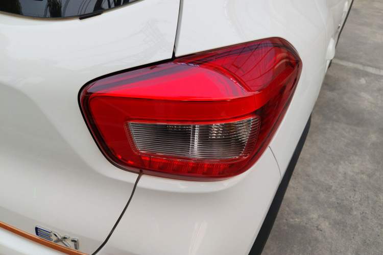 Used Dongfeng NAMMI EX1 2021 Quality Edition Right Rear Taillight