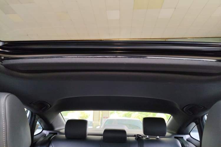 Used Honda Civic 2022 240TURBO CVT Dynamic Edition Headliner