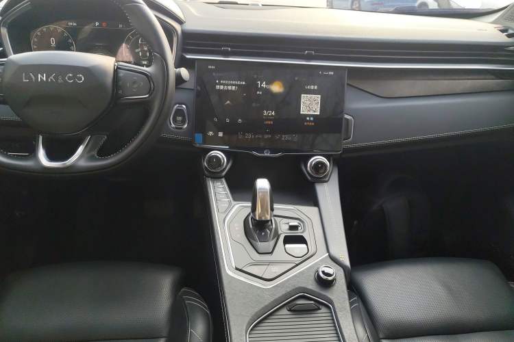 Used Lynk & Co 05 2020 2.0TD Two-Wheel Drive Shine Halo
