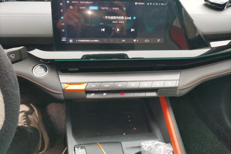 Used CHANGAN UNI-V 2022 1.5T Prestige Version