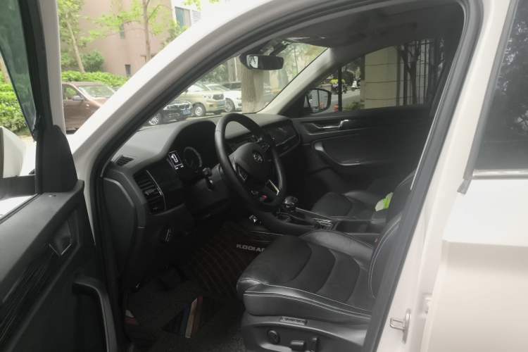 Used Skoda Kodiaq 2017 TSI330 7-Seater Two-Wheel-Drive Luxury Edition Left Front Seat