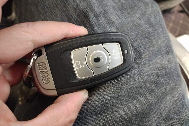 Used Haval H6 2016 Upgraded Model 1.5T Manual Two-Wheel Drive Elite Version