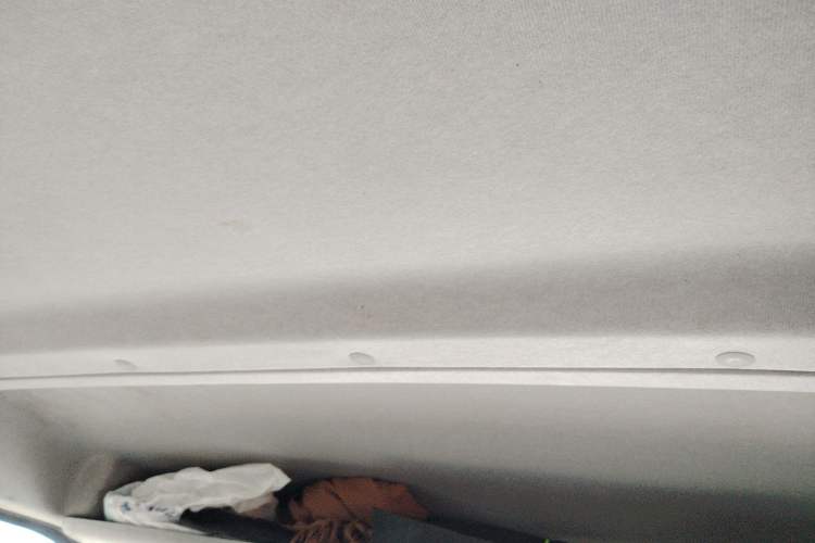 Used SAIC MAXUS Dana V1 2024 V1 Short Wheelbase Low-Roof Multi-Function Version (51 kWh)