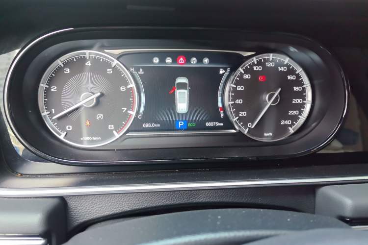 Used GAC Trumpchi M6 2021 270T DCT Luxury Edition (7-seater) Odometer Close Up