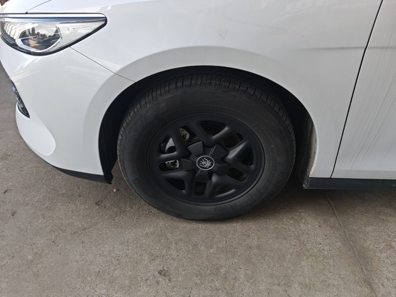 BYD Qin PLUS 2025 DM-i Smart Drive 55KM Leading Model — снимка 10