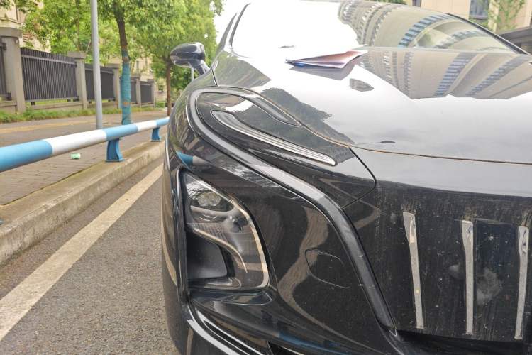 Used Hongqi E-QM5 2023 620km PLUS Right Front Headlight