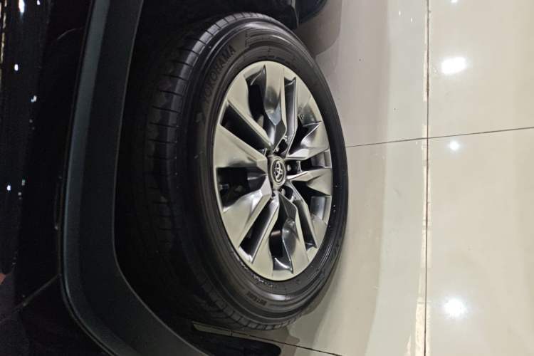 Used Toyota Wildlander 2021 2.0L CVT Two-Wheel Drive Luxury Edition Exterior 4