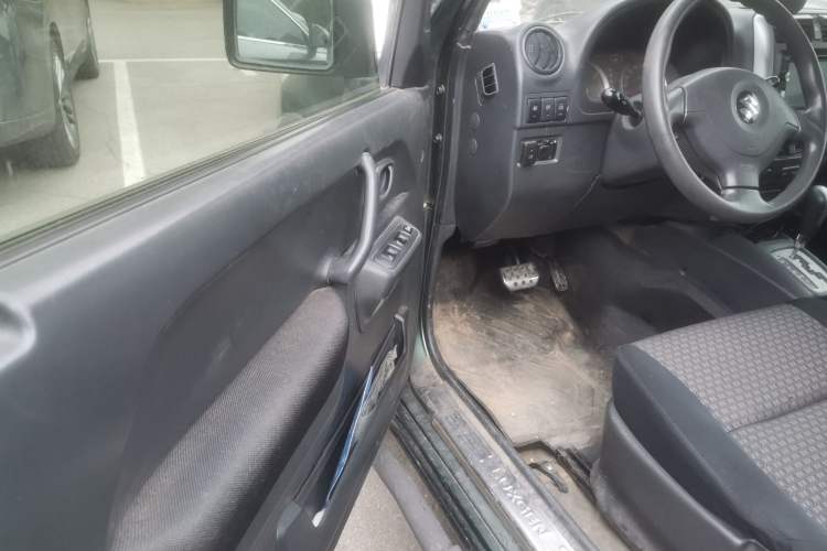 Used Suzuki Jimny 2011 1.3 AT