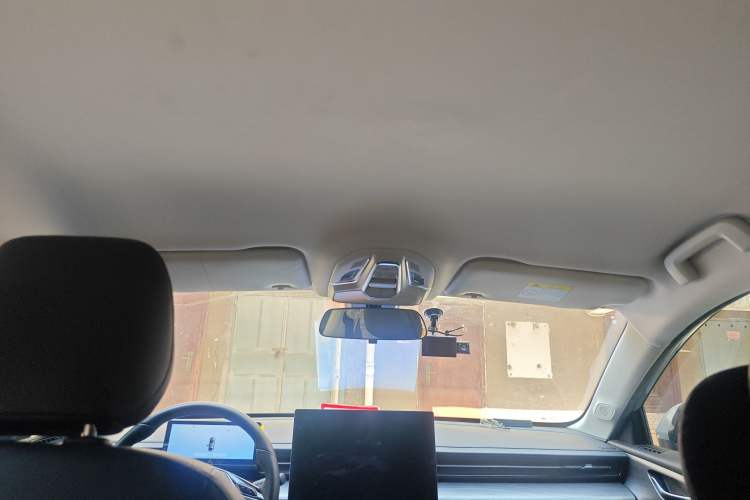 Used Wuling Xingguang 2024 Co-Creation Edition 510 Advanced Model