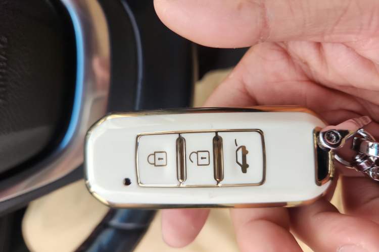 Used Baojun 560 2016 1.8L iAMT Luxury Model
