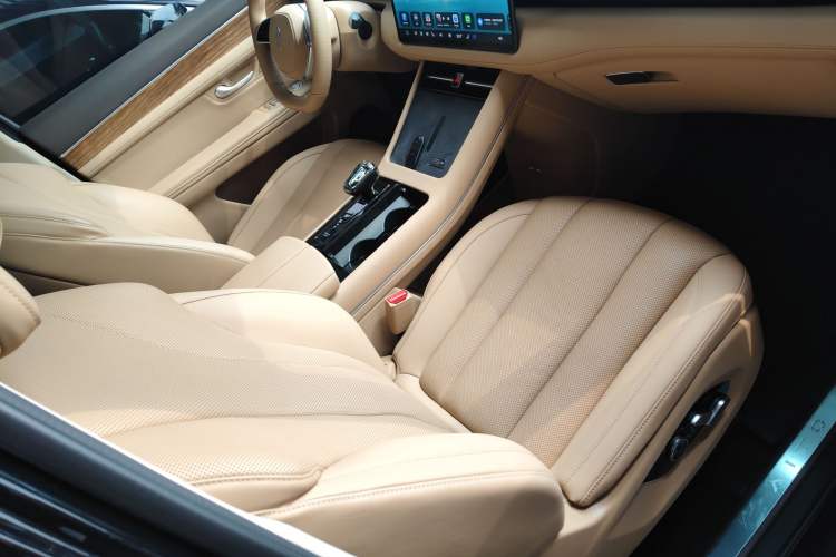 Used Hima AITO M7 2024 1.5T Rear-Drive Plus Version 5 Seats