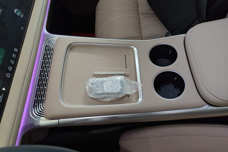 Used XPeng G9 2025 625 Long-Range Max
