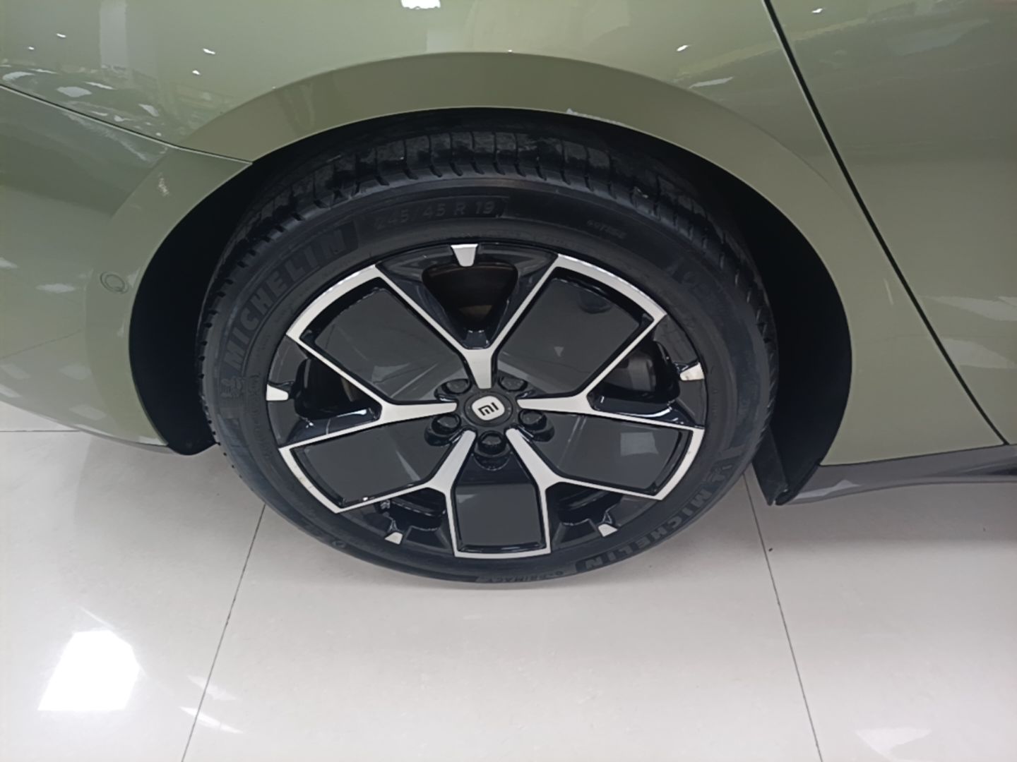 Xiaomi Auto SU7 2024 Rear-Drive Long-Range Intelligent Driving Version — снимка 11