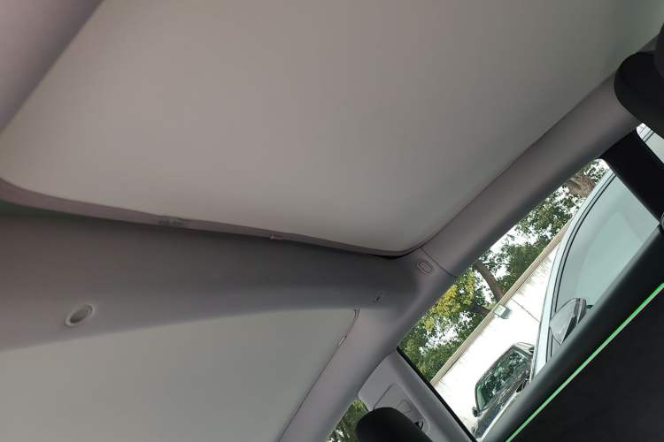 Used Tesla Model 3 2023 Long-Range All-Wheel-Drive Version
