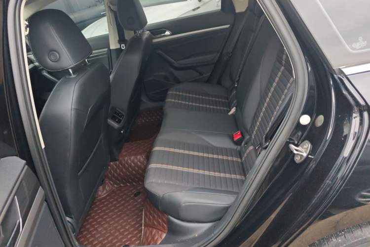 Used Volkswagen Lavida 2022 1.5L Automatic Vision Edition