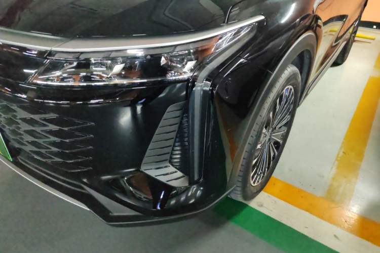 Used EXEED Stellar C-DM 2024 1.5T Long-Range Pro
