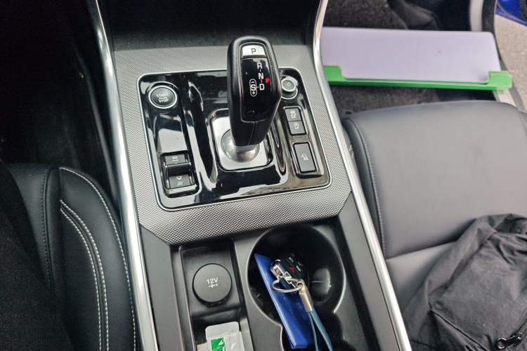 Used Jaguar XEL 2020 2.0T 200 PS R-DYNAMIC S Advanced Sport Edition
