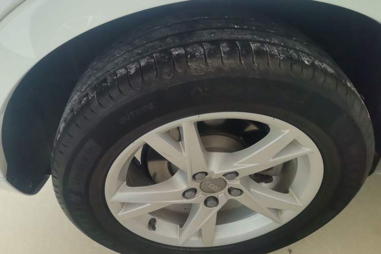 Used Audi Q3 2018 30th Anniversary Edition 30 TFSI Fashion Model Right Rear Wheel Hub