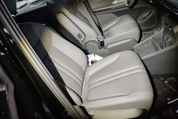 Used SAIC MAXUS Dajia 7 2024 Revised Version Super Hybrid Long-Range Edition Enjoyment Version Right Front Seat