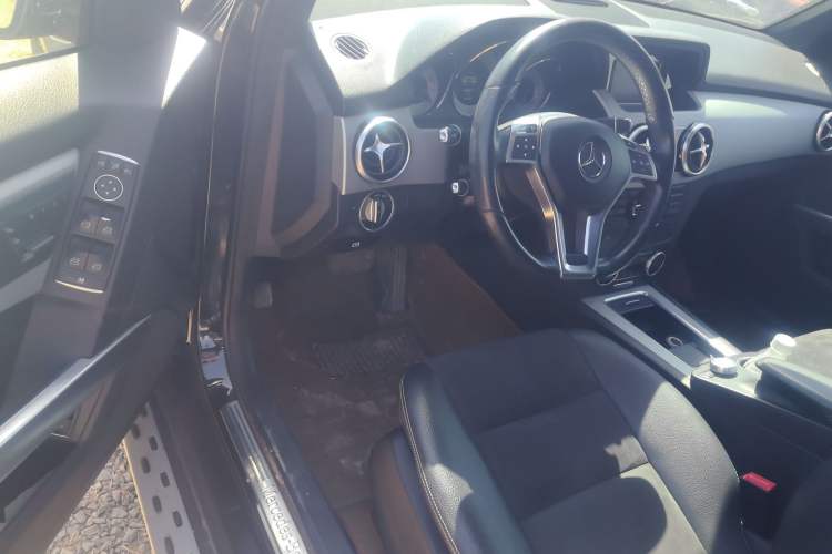 Used Mercedes-Benz GLK-Class 2015 GLK 260 4MATIC Fashion Edition Ultimate Version Driver Seat