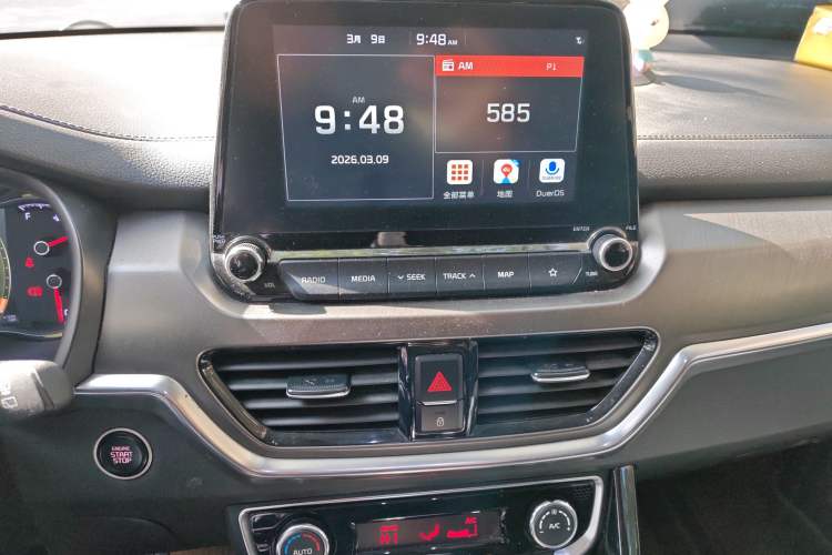 Used Kia Sportage R 2018 2.0L Automatic Smart Luxury Version China V Standard Audio And AC Panel