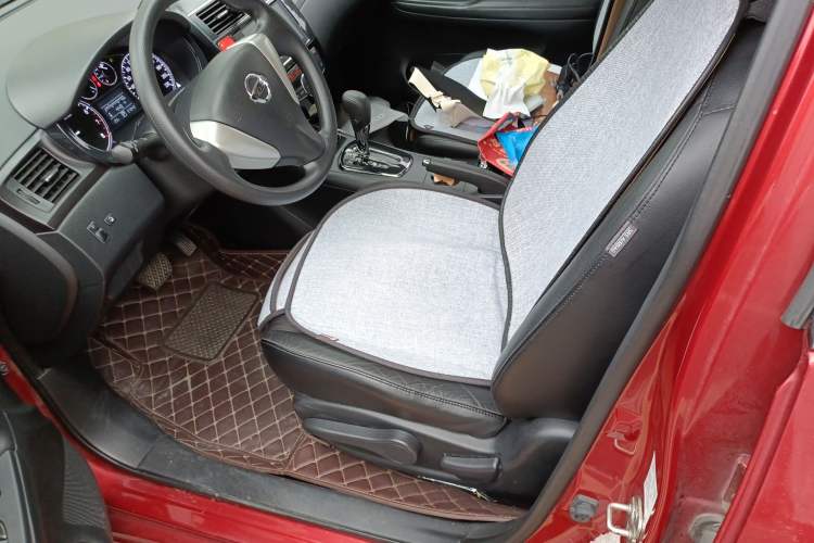 Used Nissan Tiida 2014 1.6L CVT Smart Model