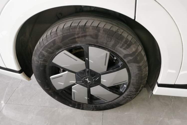 Used XPeng X9 2024 702 Ultra-Long Range Pro