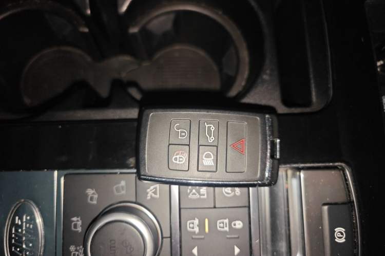 Used Land Rover Discovery 2020 3.0 SC V6 SE