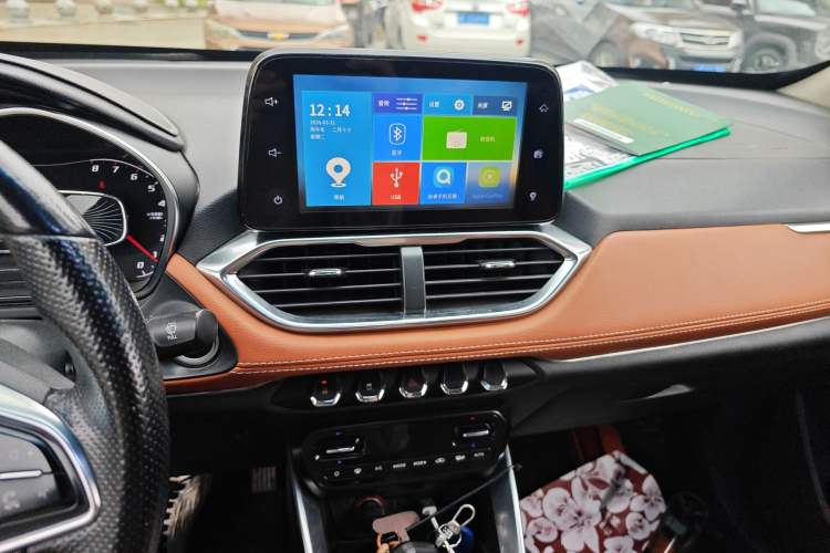 Used Baojun 510 2017 1.5L Automatic Luxury Model Audio And AC Panel