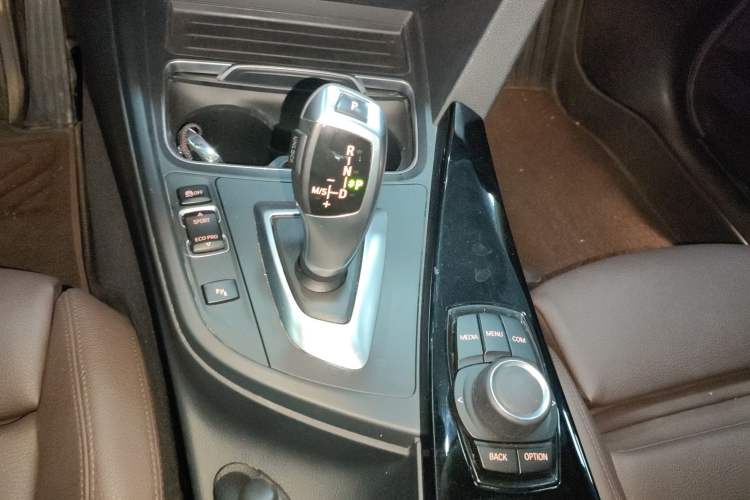 Used BMW 3 Series 2018 320Li Fashion Model
