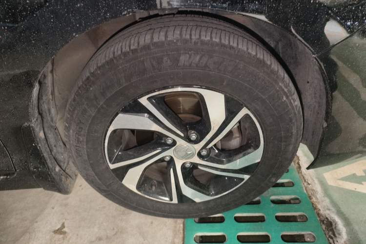 Used Honda Accord 2016 2.0L Comfort Edition Right Front Wheel Hub