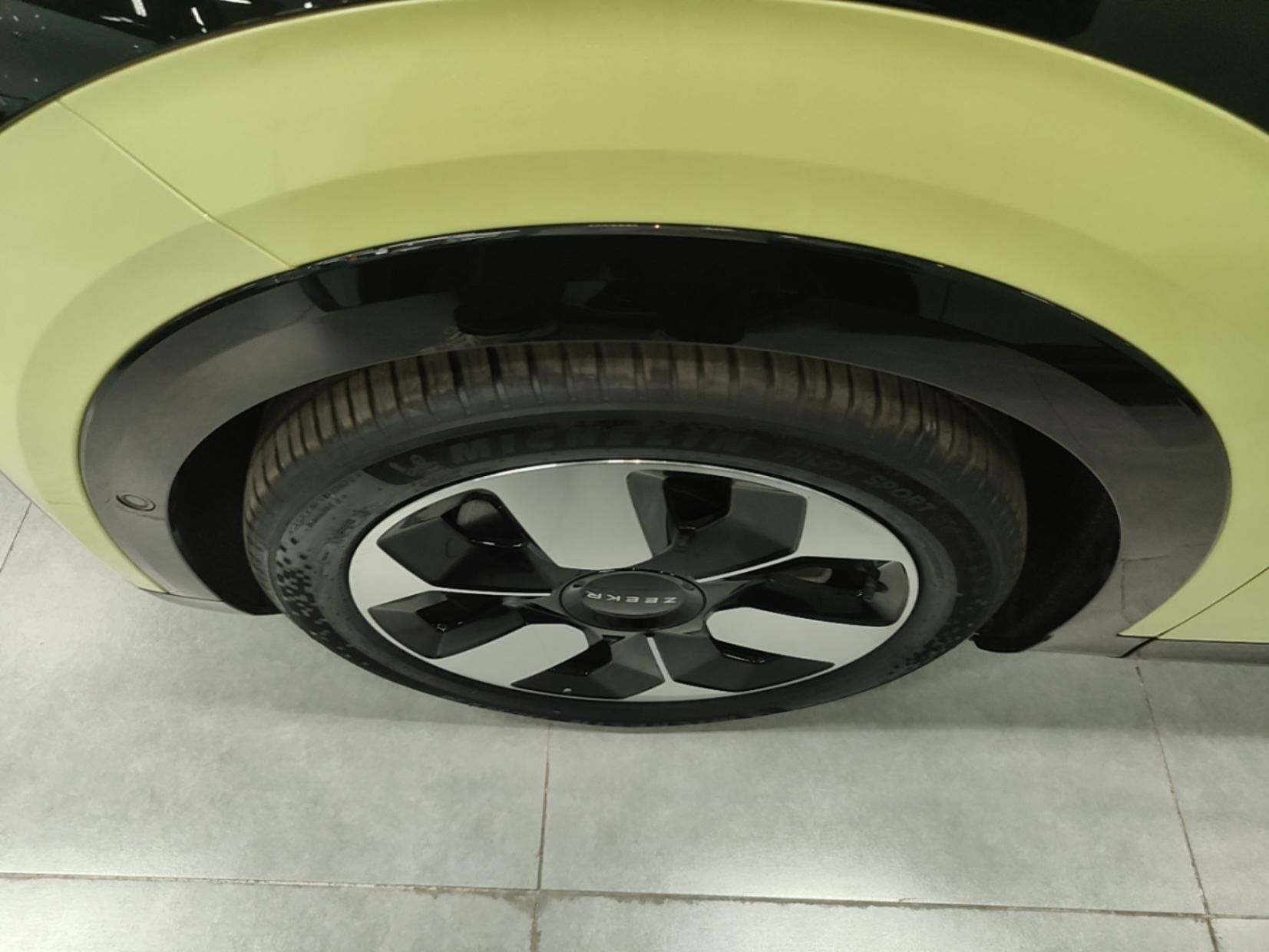 Zeekr MIX 2025 Intelligent Driving Version — снимка 10