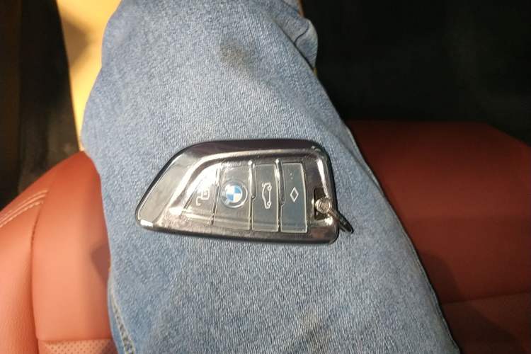 Used BMW 3 Series 2025 325Li M Sport Package Interior 1