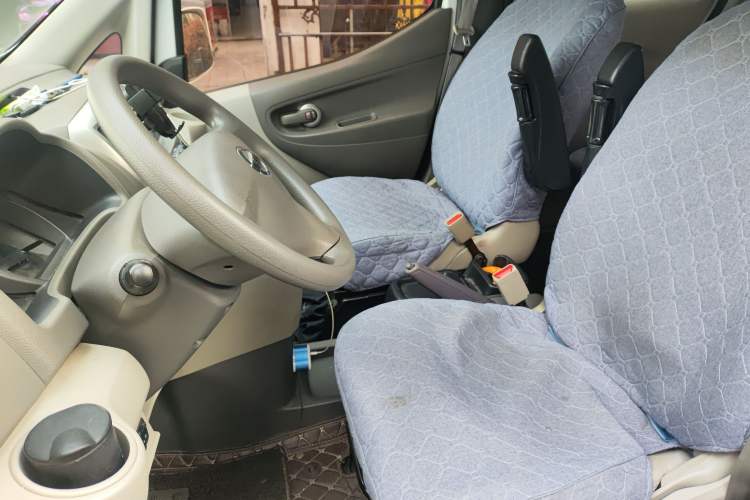 Used Nissan NV200 2018 1.6L CVT Luxury Model Left Front Seat