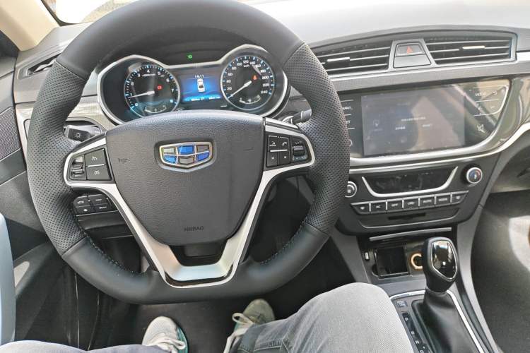 Used Geely Auto Emgrand 2017 Sedan Million Edition 1.5L CVT Upward Version