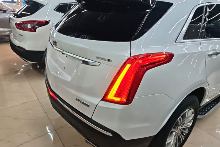 Used Cadillac XT5 2016 25T Luxury Model
